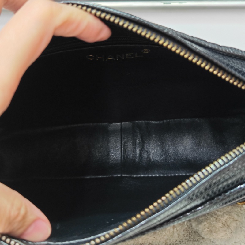 藏家必收 ChanelVINTAGE 香奈兒老香蜥蜴皮流蘇相機包-39