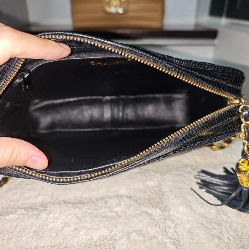 藏家必收 ChanelVINTAGE 香奈兒老香蜥蜴皮流蘇相機包-40