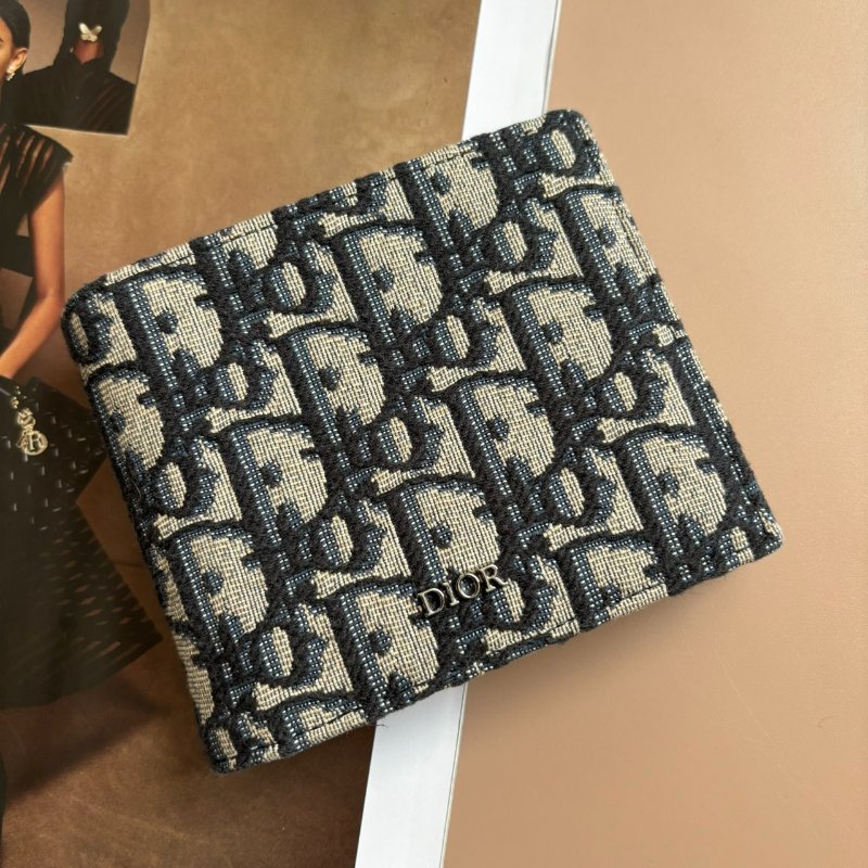 ::DIOR:: 藍白緹花對開短夾-1