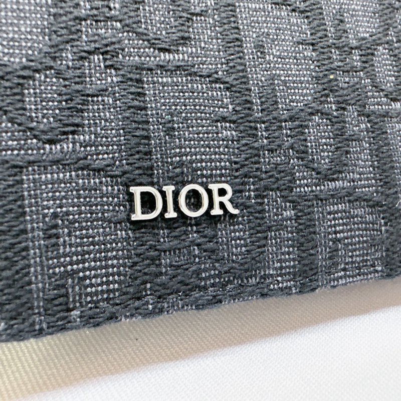 DIOR 全新黑色Dior Oblique緹花短夾-9