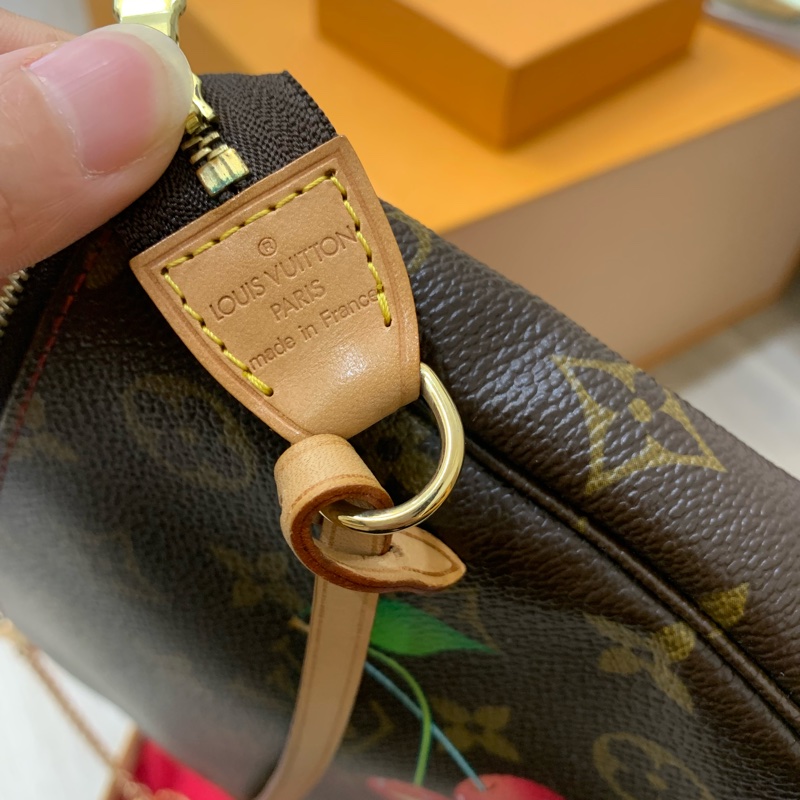 lv 經典老花 限量絕版櫻桃麻將包-4