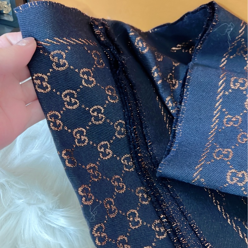 GUCCI 藍色金絲 G LOGO 羊毛混紡圍巾-1