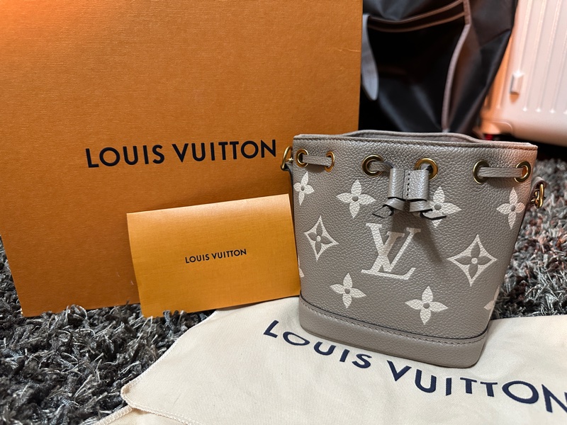 LV nano大象灰迷你水桶包-0