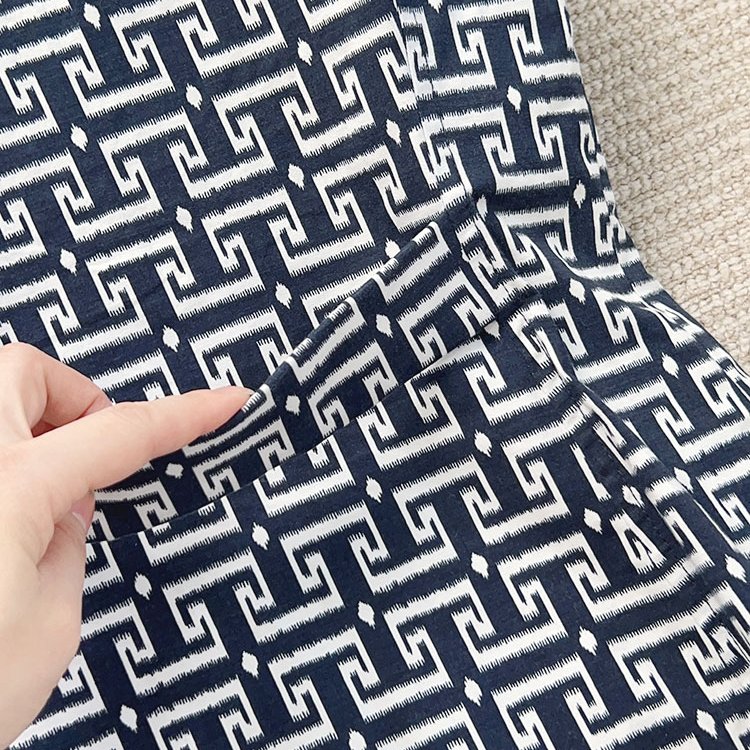 TORY BURCH 深藍黑T字logo洋裝-10