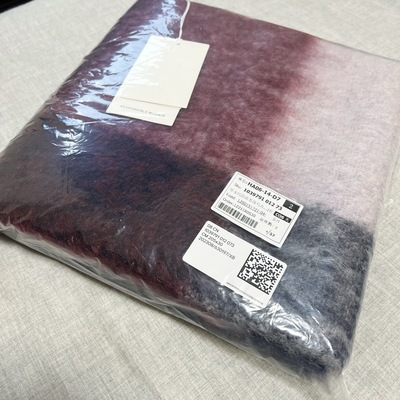 全新正品 COS 流蘇飾馬海毛混紡格紋圍巾-8