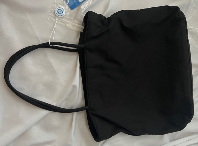 Prada 尼龍降落傘 小托特包-10