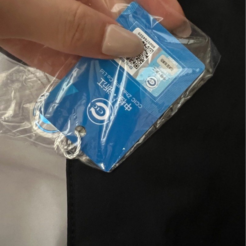 Prada 尼龍降落傘 小托特包-20