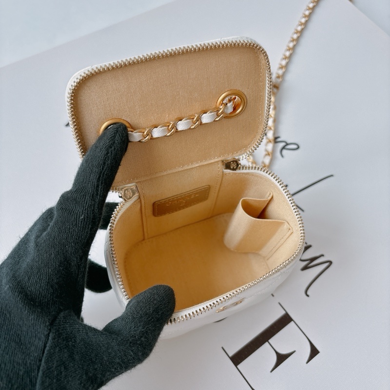 CHANEL 金球 化妝包-3
