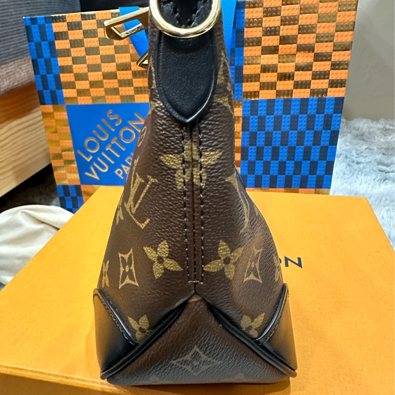 LV BOULOGEN黑牛角 肩背包-6