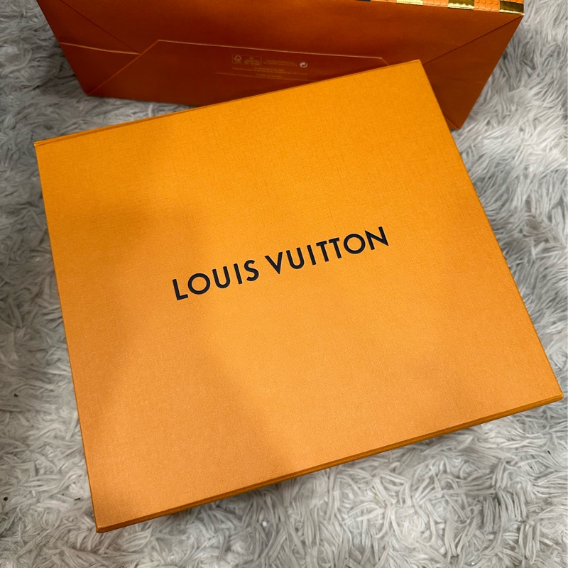 LV BOULOGEN黑牛角 肩背包-17