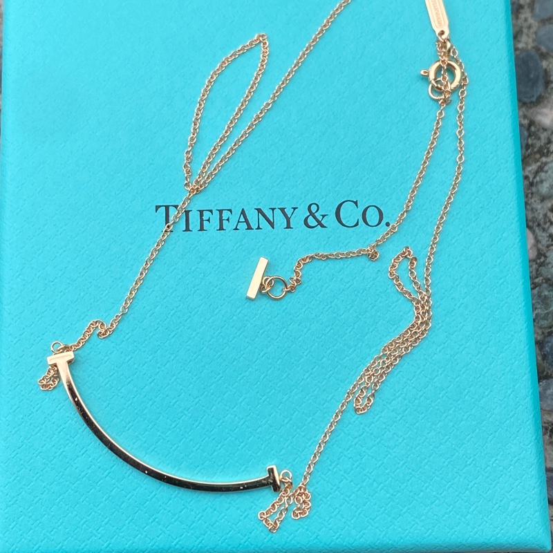 二手近新Tiffany T Smile 鏈墜 K金 小號 微笑項鏈-2