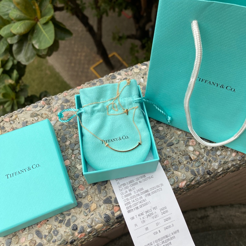 二手近新Tiffany T Smile 鏈墜 K金 小號 微笑項鏈-5