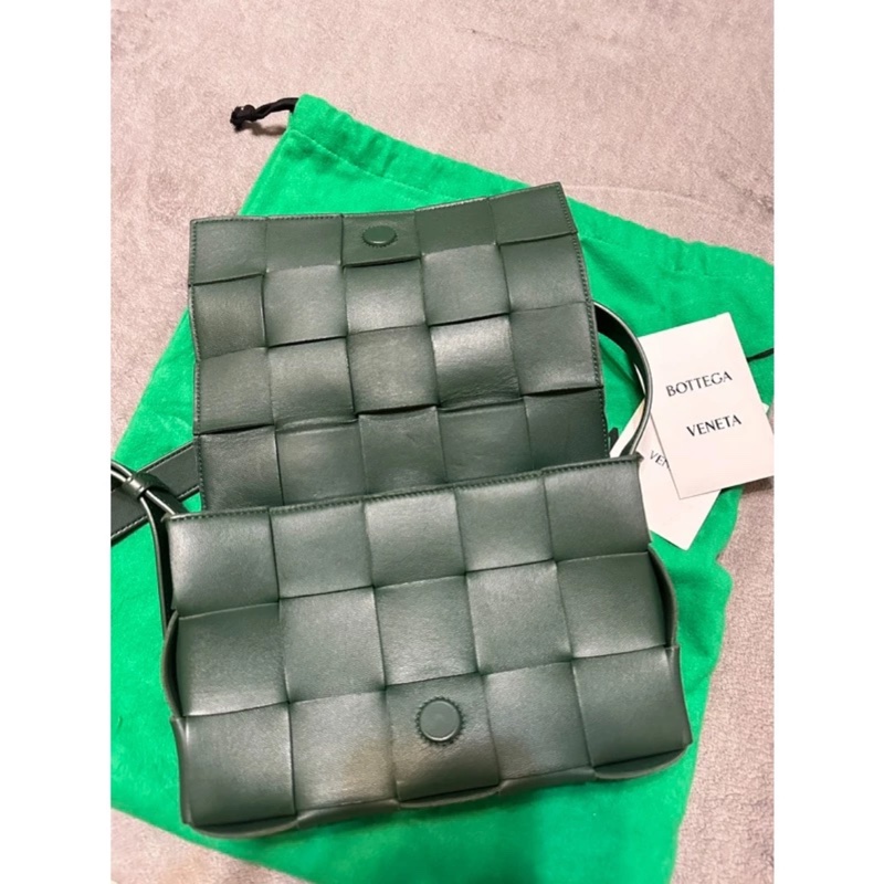 Bottega Veneta Cassette/深綠色復古綠大格編織卡帶肩背包-7