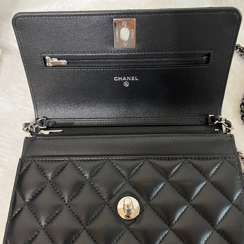 降價 Chanel 2023/24 cruise collection 香奈兒 新款漸層銀扣雙色鏈條包 wallet on chain WOC 情人節禮物-2