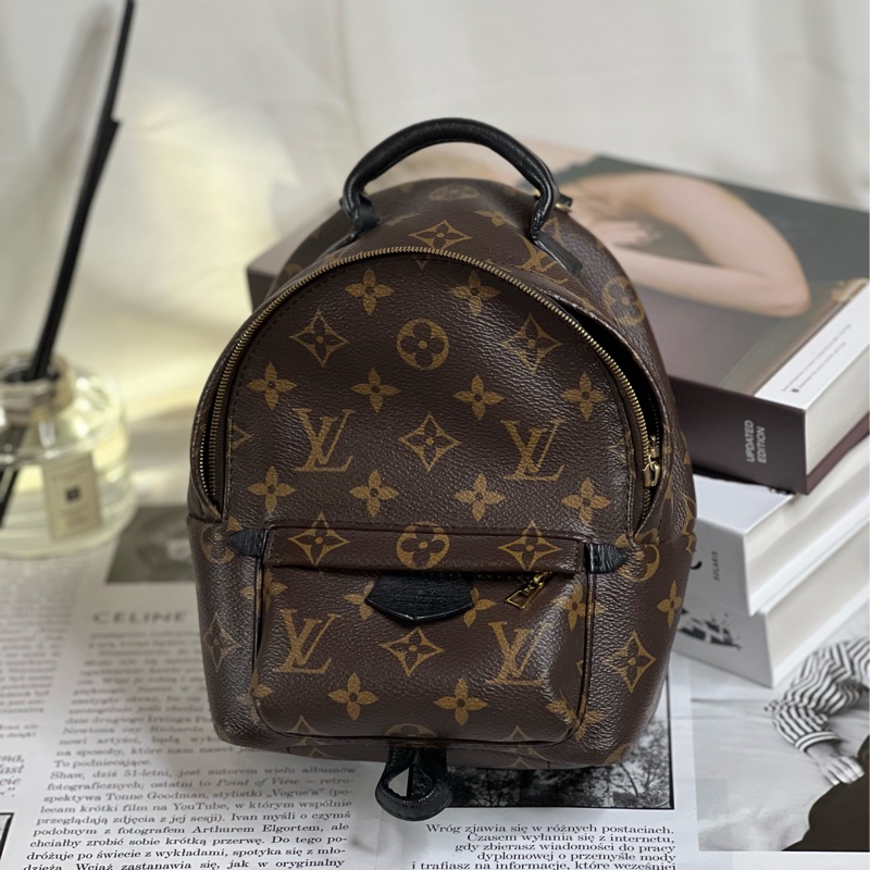 LV mini 後背包 小書包《台灣購證》-0