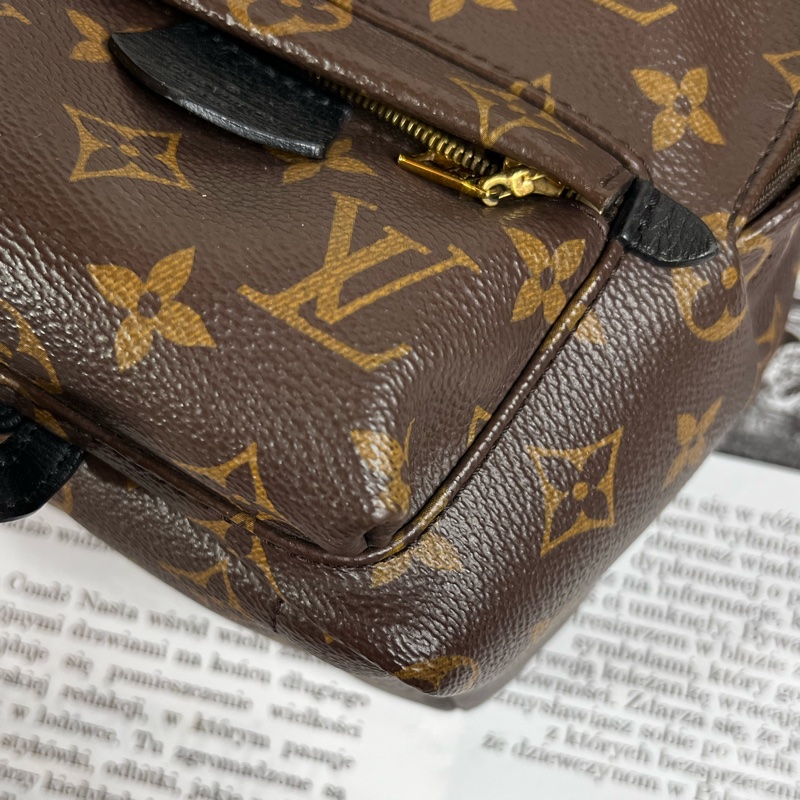 LV mini 後背包 小書包《台灣購證》-6