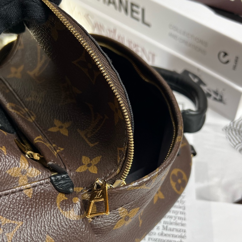 LV mini 後背包 小書包《台灣購證》-14