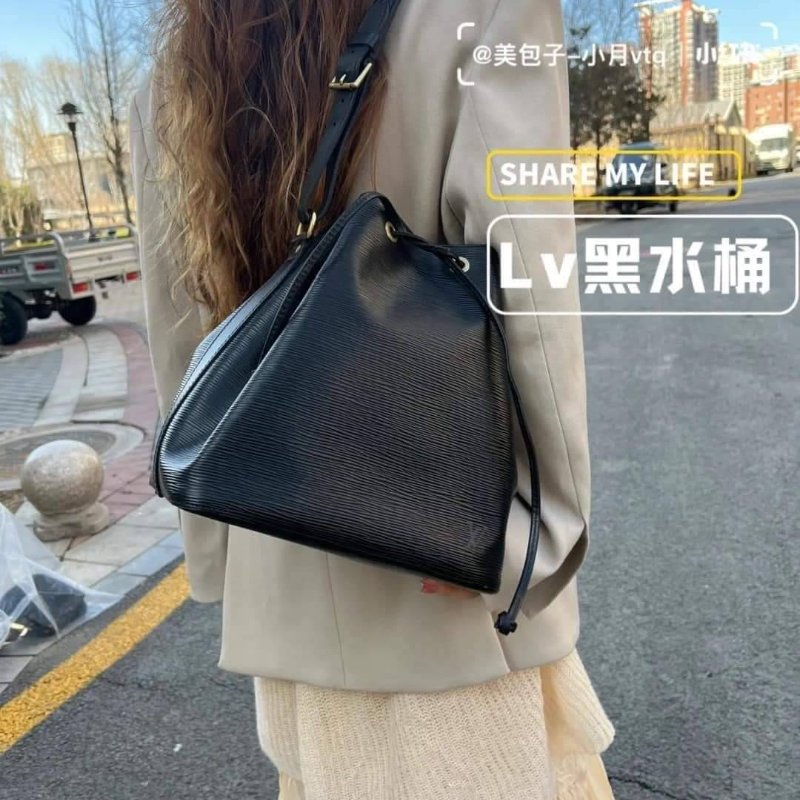 LV EP I 黑色 Vintage🎀現品實拍🎀 牛皮水波紋(中款)水桶包 ~二手約9.2成新以上-3