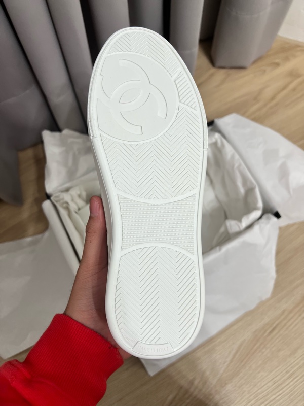 CHANEL 23A双C logo 經典小白鞋-3