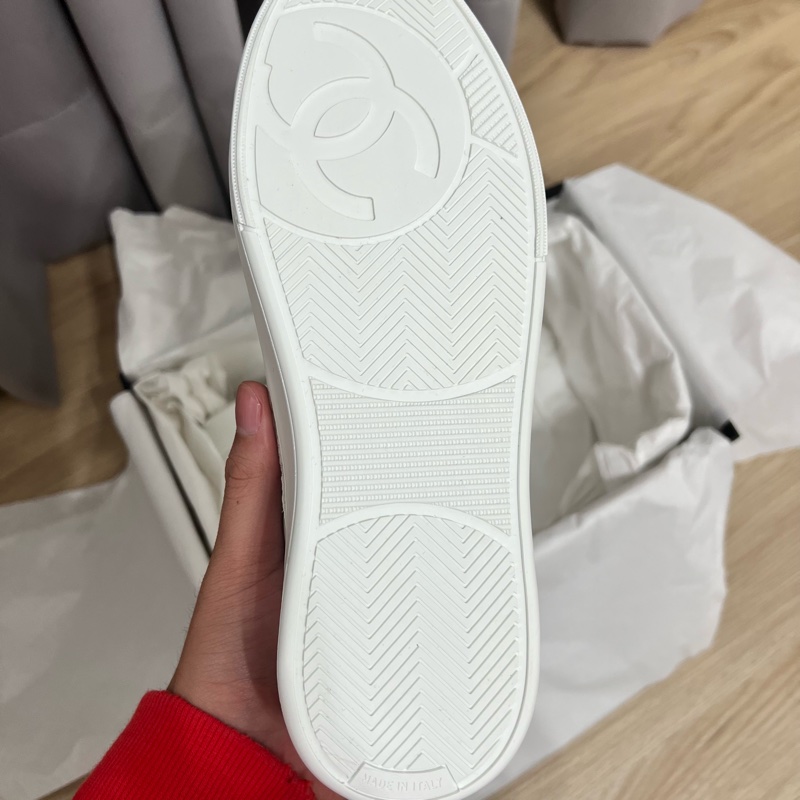 CHANEL 23A双C logo 經典小白鞋-13