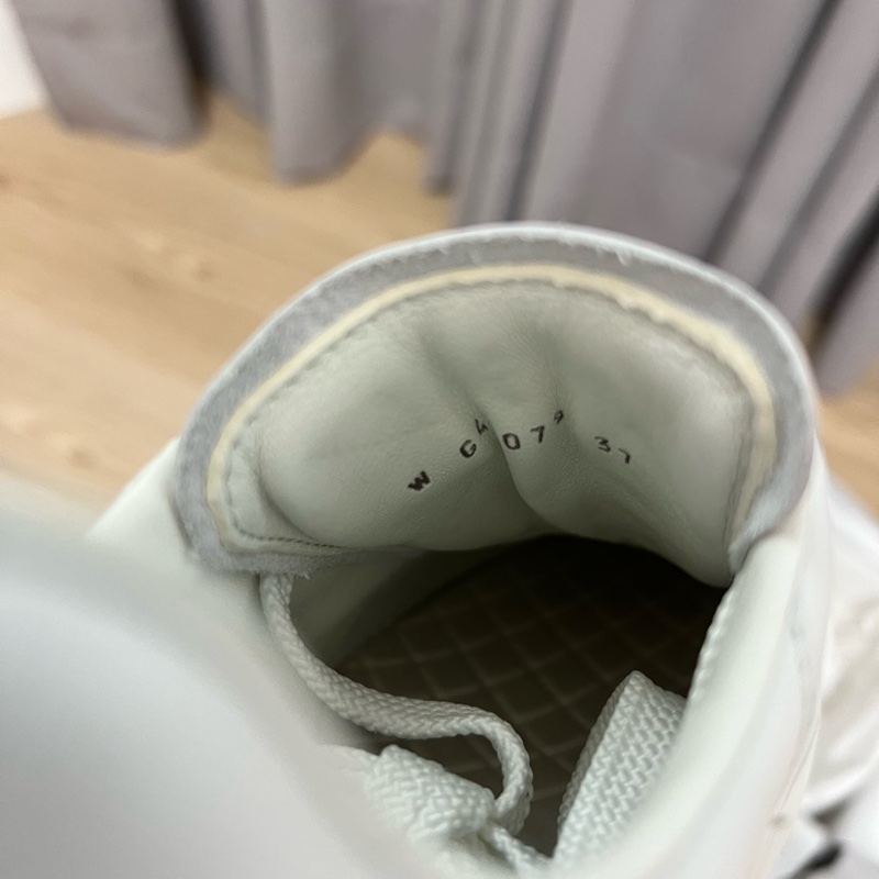 CHANEL 23A双C logo 經典小白鞋-18