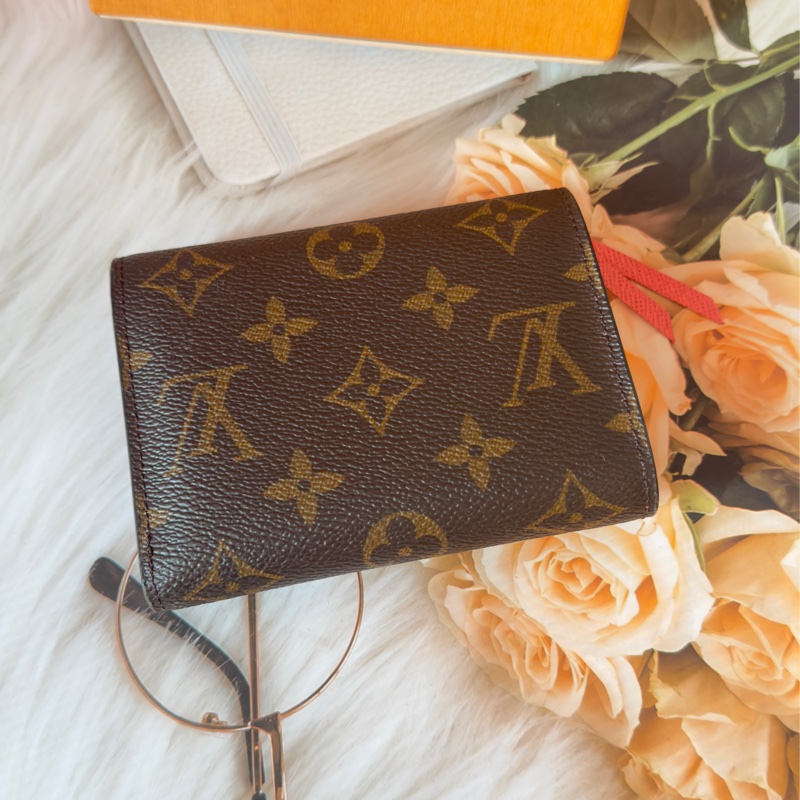 👝Louis Vuitton ❤️ Lv愛情鳥限量款三折短夾 情人節限定-7