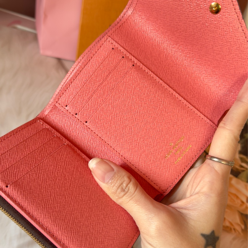 👝Louis Vuitton ❤️ Lv愛情鳥限量款三折短夾 情人節限定-8