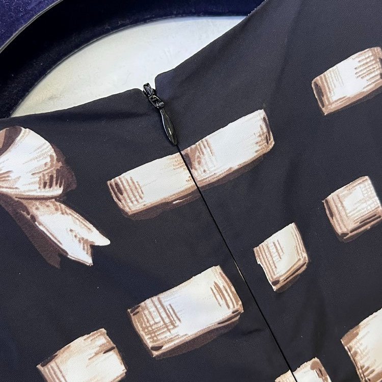 RED VALENTINO 黑色珠寶蝴蝶結小洋裝-9