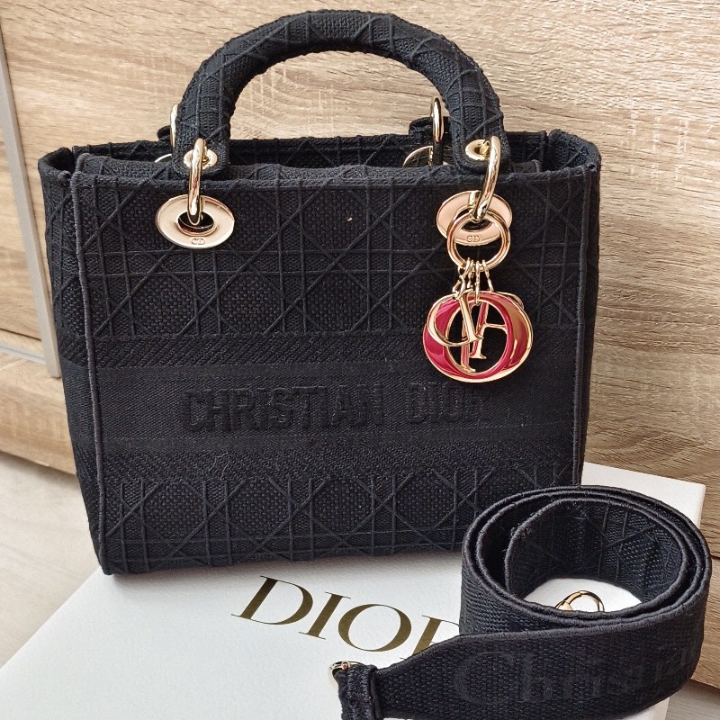 Lady Dior 黛妃包 手工刺繡帆布包黑色-11