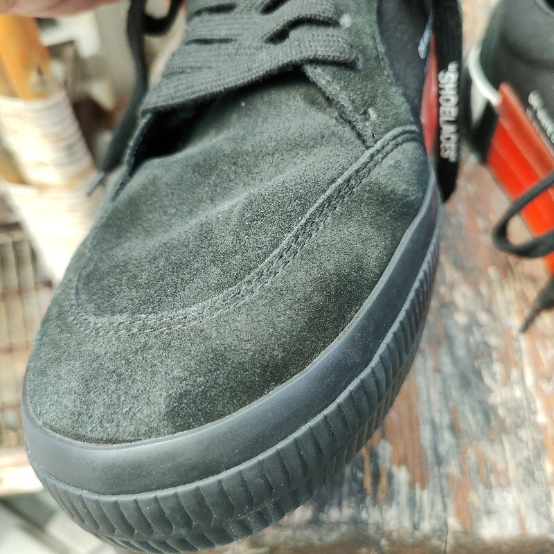 🌴老闆出國渡假♥️限時一週隨便買♥️✨OFF-White✨**尺寸：45**男 黑色 VULC 潮流 平底 麂皮 休閒鞋 二手鞋/配件-18