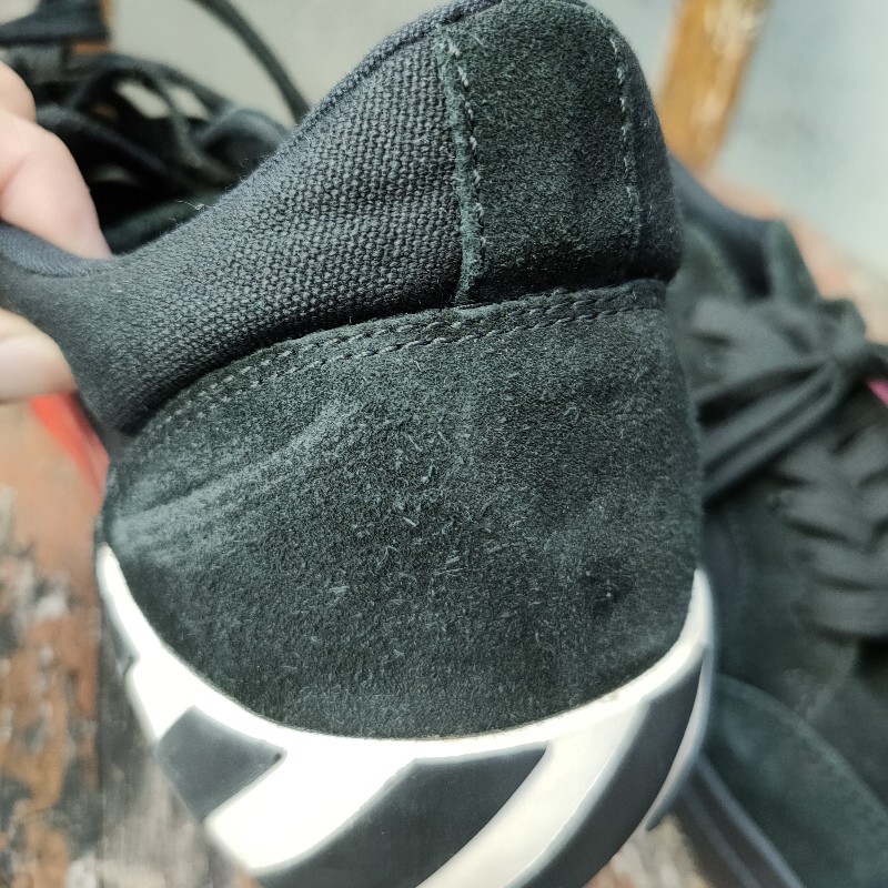 🌴老闆出國渡假♥️限時一週隨便買♥️✨OFF-White✨**尺寸：45**男 黑色 VULC 潮流 平底 麂皮 休閒鞋 二手鞋/配件-20