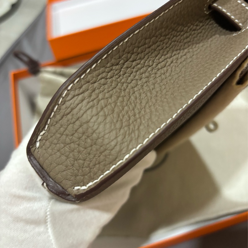 現貨商品 全新商品 台灣購證 大象灰銀扣 kellydepeches25-23