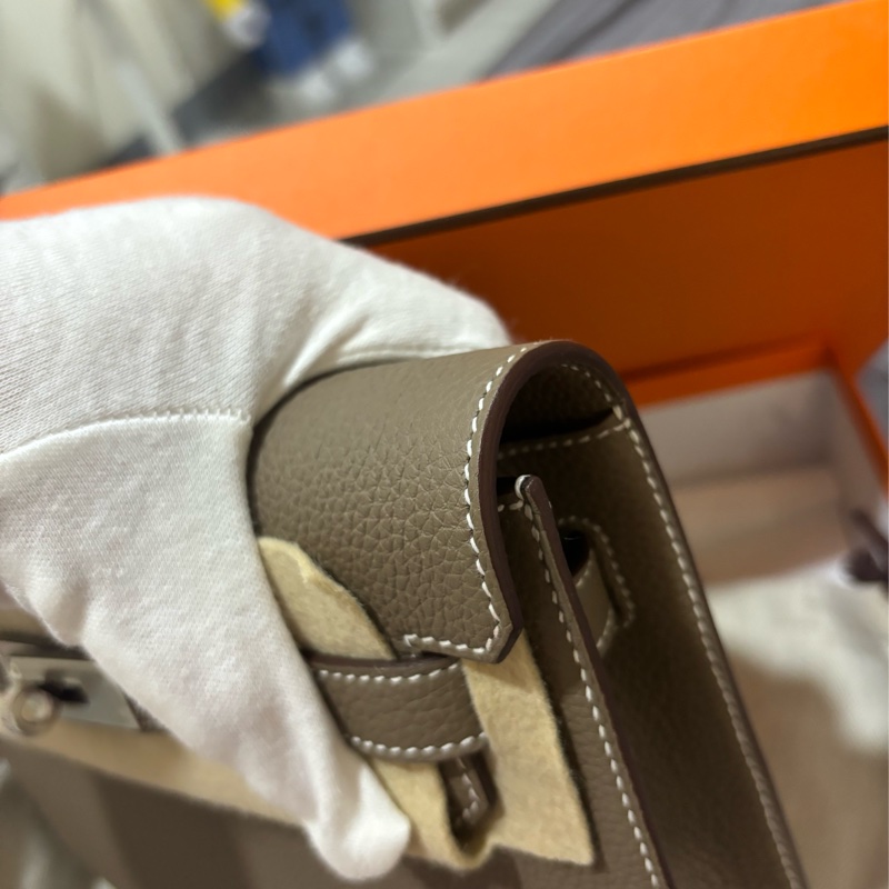 現貨商品 全新商品 台灣購證 大象灰銀扣 kellydepeches25-29