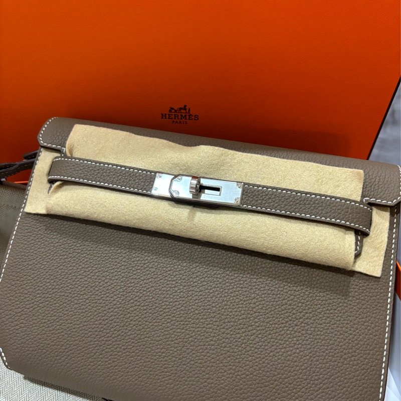 現貨商品 全新商品 台灣購證 大象灰銀扣 kellydepeches25-35