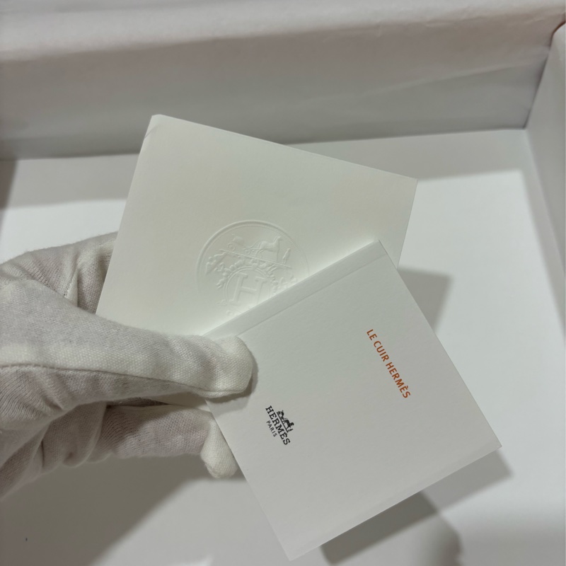 現貨商品 全新商品 台灣購證 大象灰銀扣 kellydepeches25-42