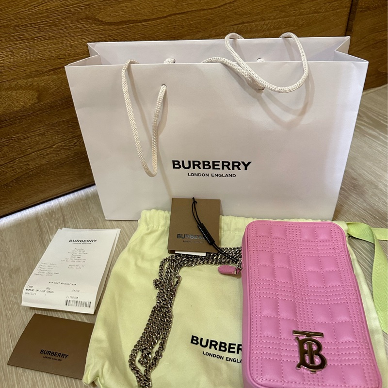 Burberry 新款Vertical Lola Mini 手機斜背包-4