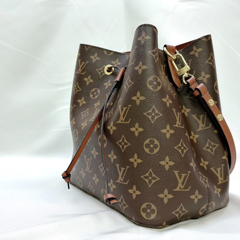 LV NeoNoe MM咖啡色老花水桶包-3