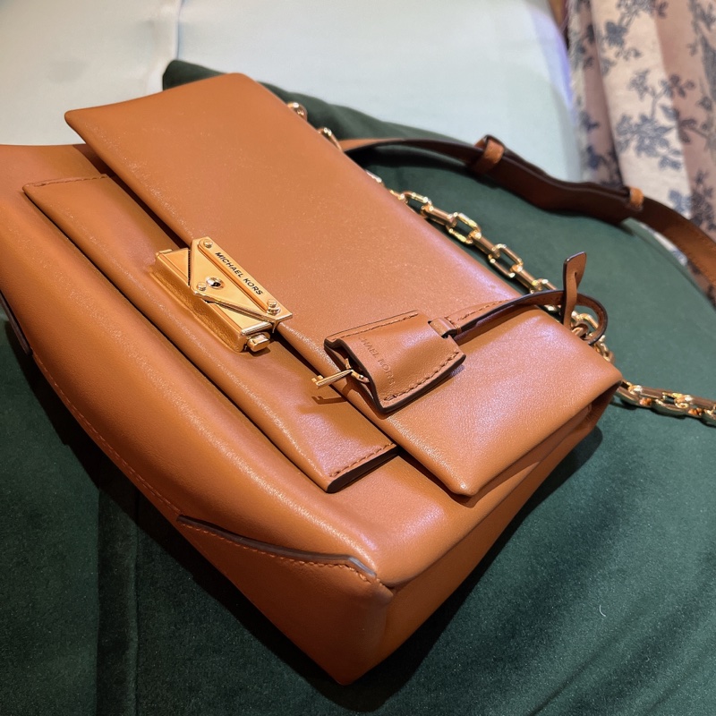 MICHAEL KORS MK Cece 中號翻蓋鏈條單肩斜挎包 「金秘書為何那樣」同款-2