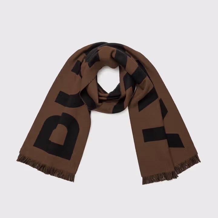 BURBERRY爆款字母圍巾-2