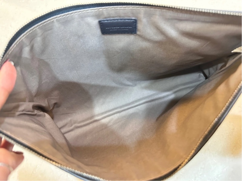 Bottega Veneta 男女通用 手拿包 9.99成新-5