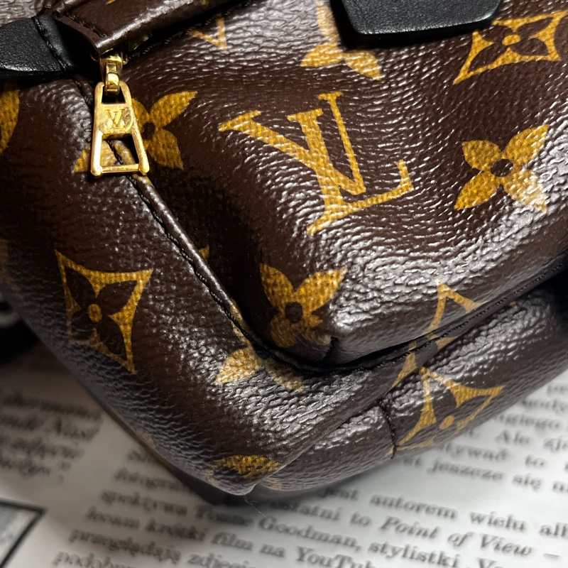 LV mini 後背包 小書包-6