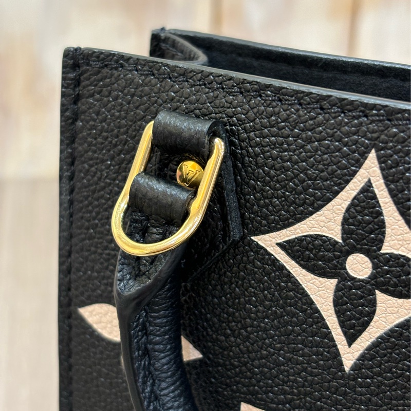 LV M57937 黑色 奶茶 手提包 琴譜包 斜背包-19