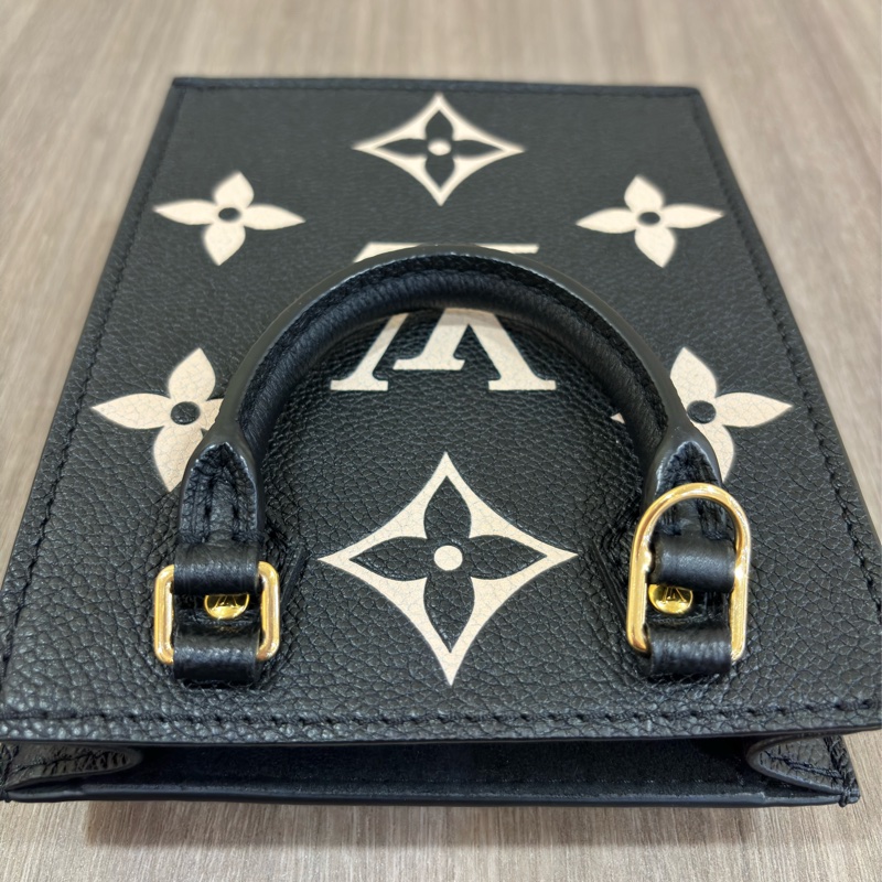 LV M57937 黑色 奶茶 手提包 琴譜包 斜背包-21