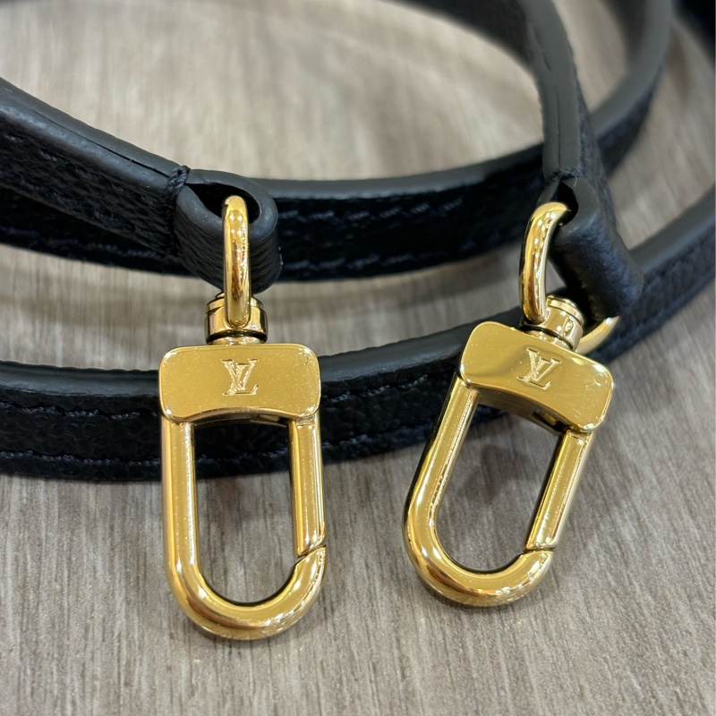 LV M57937 黑色 奶茶 手提包 琴譜包 斜背包-22