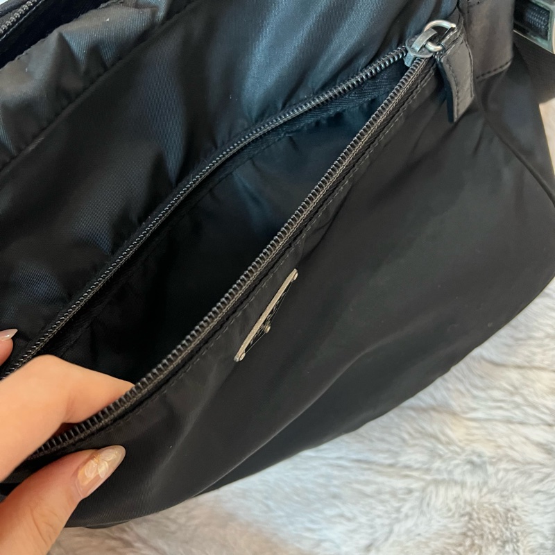 Prada 相機包 中古包 郵差包-5