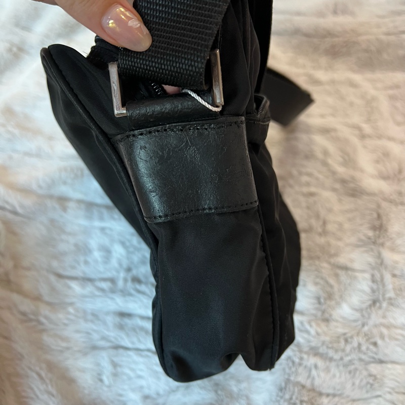 Prada 相機包 中古包 郵差包-16