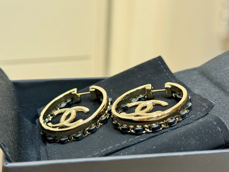Chanel 皮穿鏈大圈耳環-2
