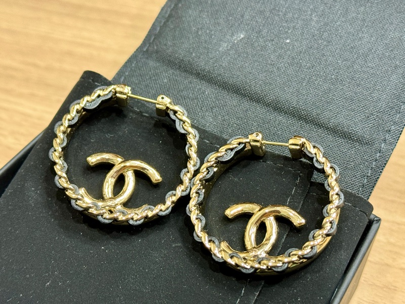 Chanel 皮穿鏈大圈耳環-4