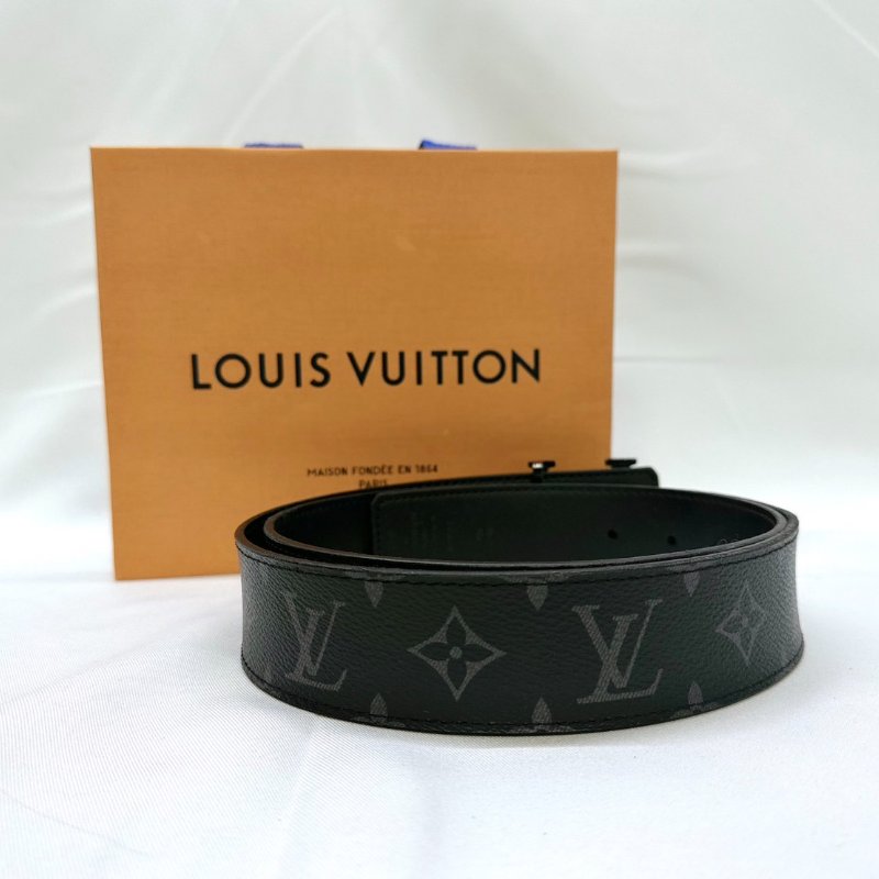 LV Initiales黑花皮帶-1