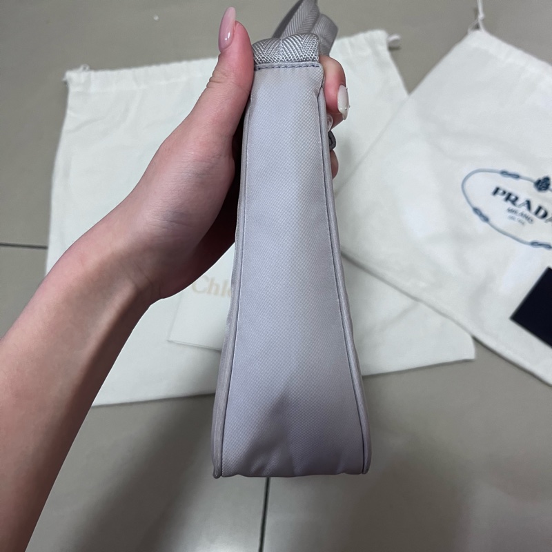 Prada hobo 2000 紫藤色-4
